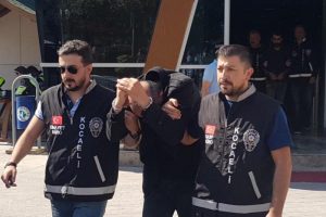 Polis yelekli 4 gasp&ccedil;ı adliyede