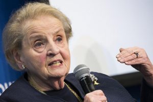 Eski ABD Dışişleri Bakanı Albright: Trump Putin i&ccedil;in adeta bir hediye