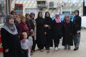Bursa'nın Fadıllı k&ouml;y&uuml; sakinlerinin dayak isyanı