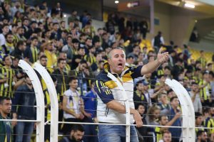 Taraftardan Cocu'ya 1 saat tepki