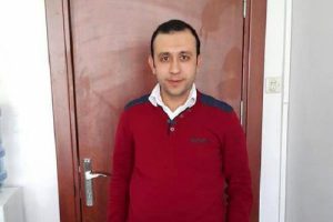 Bah&ccedil;e sularken akıma kapıldı!