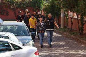 Karab&uuml;k merkezli 6 ilde fet&ouml; operasyonu: 6 g&ouml;zaltı