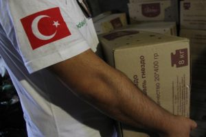 Sadakataşı Derneği'nden Yemen'e yardım