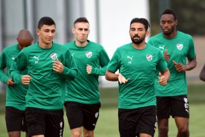 Bursaspor tek idman yapacak