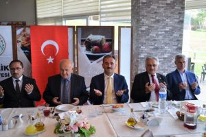 Bursa Gemlik Belediyesi Camiler ve Din G&ouml;revlileri Haftası'nı kutladı