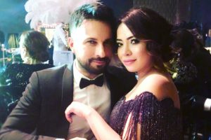 Tarkan eşine yasak koydu!
