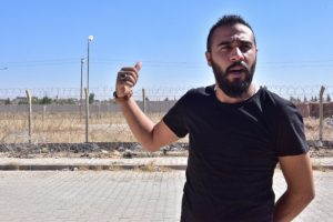 Suriyeli sığınmacıdan sıfır noktasında eylem