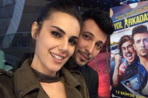 Yağmur Tanrısevsin'den sevgilisine destek