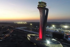 'Uzakdoğu İstanbul u&ccedil;uşu i&ccedil;in sıra bekliyor'