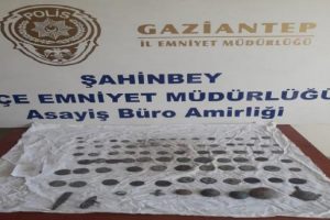 86 par&ccedil;a  tarihi eserler ele ge&ccedil;irildi