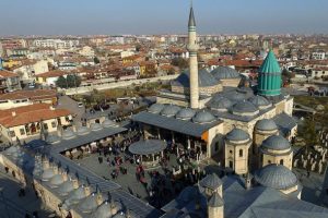 Konya'da belediyeden 'y&uuml;zde 10 indirime' destek