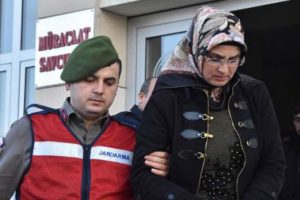 &Ouml;ld&uuml;r&uuml;len &ccedil;ift&ccedil;inin karısı: Kuzeniyle ilişki yaşadım ama 'git &ouml;ld&uuml;r' demedim