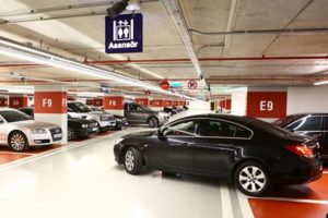Dev otopark satılıyor!