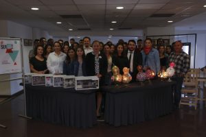 İE&Uuml; Meslek Y&uuml;ksekokulu'ndan "Merhaba"