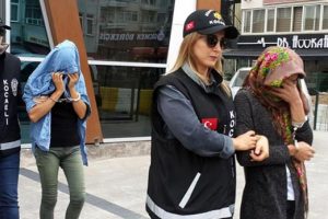 Hırsızlık ş&uuml;phelisi: "Kimsenin evinde dolar bulamıyoruz"