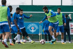 Kasımpaşa'da Akhisar &ccedil;alışması