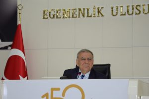 AK Parti'li isimden Kocaoğlu'na ilgin&ccedil; &ouml;neri