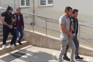 Bursa'da uyuşturucu operasyonu! 4 kişiye gözaltı
