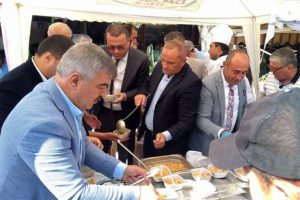 Bursa'da namaz buluşmalarında şehitler yad edildi