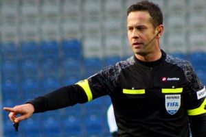 UEFA'dan Halis &Ouml;zkahya'ya g&ouml;rev