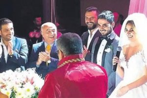 Alişan manevi oğlunu evlendirdi