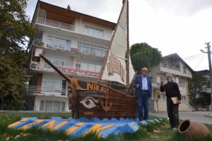 Bursa İznik'te 3'&uuml;nc&uuml; eser Lefke Kapı'ya yapılıyor
