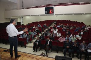 Bursa'da "Eğitsel Veri Madenciliği ve Veri Okuryazarlığı" eğitimi