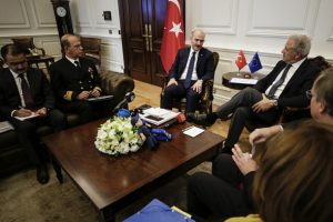 Bakan Soylu, AB Komiseri Avramopulos'u kabul etti