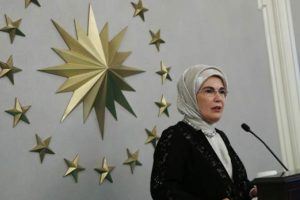 Emine Erdoğan'dan &ccedil;evre konusunda &ouml;nemli mesajlar