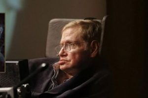 Stephen Hawking: "Sıradan insanın soyu t&uuml;kenecek"