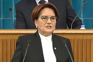 Meral Akşener'den &ouml;nemli a&ccedil;ıklamalar