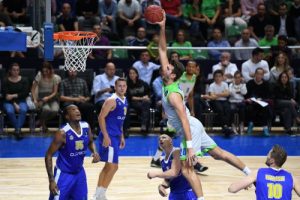 TOFAŞ, EuroCup'ta Lokomotiv Kuban ile karşı karşıya geliyor