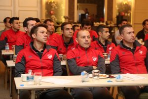 MHK'den hakem semineri
