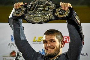 Floyd Mayweather, Khabib Nurmagomedov'un teklifini kabul etti