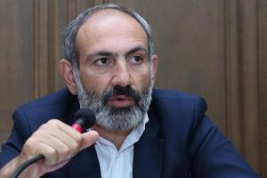 Ermenistan Başbakanı istifa etti