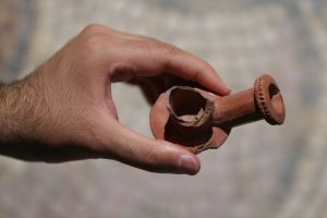 Bursa'da 300 yıllık Osmanlı pipoları bulundu