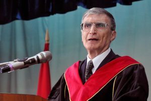 &Ouml;zbekistan'daki bilim kongresinin onur konuğu Aziz Sancar