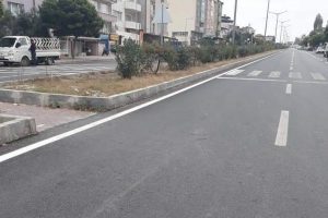 Yaya ge&ccedil;idi var &ccedil;izgisi yok, &ccedil;izgisi var yaya ge&ccedil;idi yok