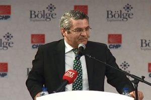 "AK Parti'ye karşı m&uuml;cadelemizden daha kıymetli değil"