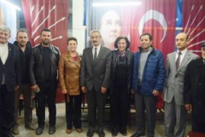 CHP y&ouml;netiminden toplu istifa