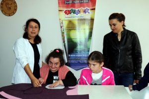 Otizmli &ccedil;ocuklara &uuml;cretsiz eğitim