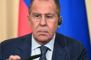 Lavrov: T&uuml;rkiye muhalifleri işbirliğine ikna ediyor