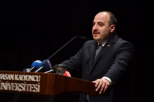 Bakan Varank: &Uuml;retmediğimiz her teknoloji geleceğimizi ipotek altına almaktadır