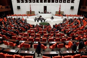 Meclisin 'kara liste'si siliniyor