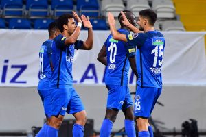 Kasımpaşa Akhisar &ouml;n&uuml;nde