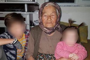 Yaşlı kadın yangında can verdi