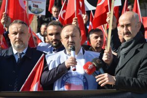 Eğitim-Bir-Sen'den Danıştay'a '&ouml;ğrenci andı' tepkisi