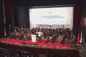 Cumhurbaşkanı Erdoğan'a s&uuml;rpriz karşılama