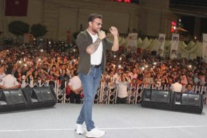 Şanlıurfa'da Sinan Ak&ccedil;ıl coşkusu