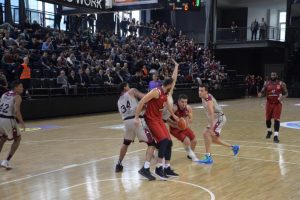 Karesispor deplasmanda farklı kazandı